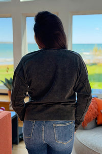 Golden Hour Vintage Sweatshirt - Black
