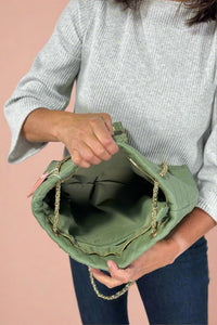 Quilted Tote Bag With Chain Strap