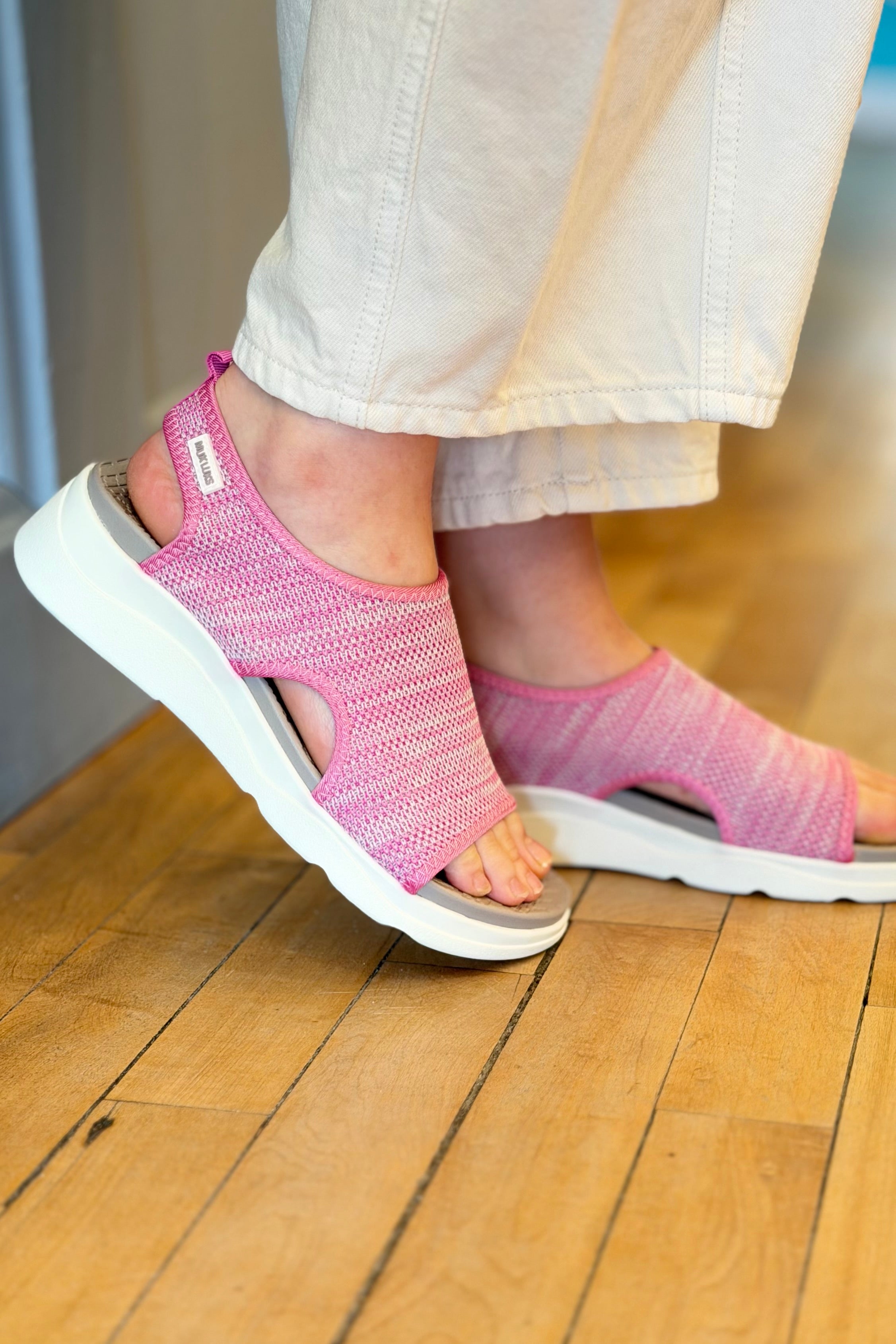 Zahara Slip On Sandal - Pink