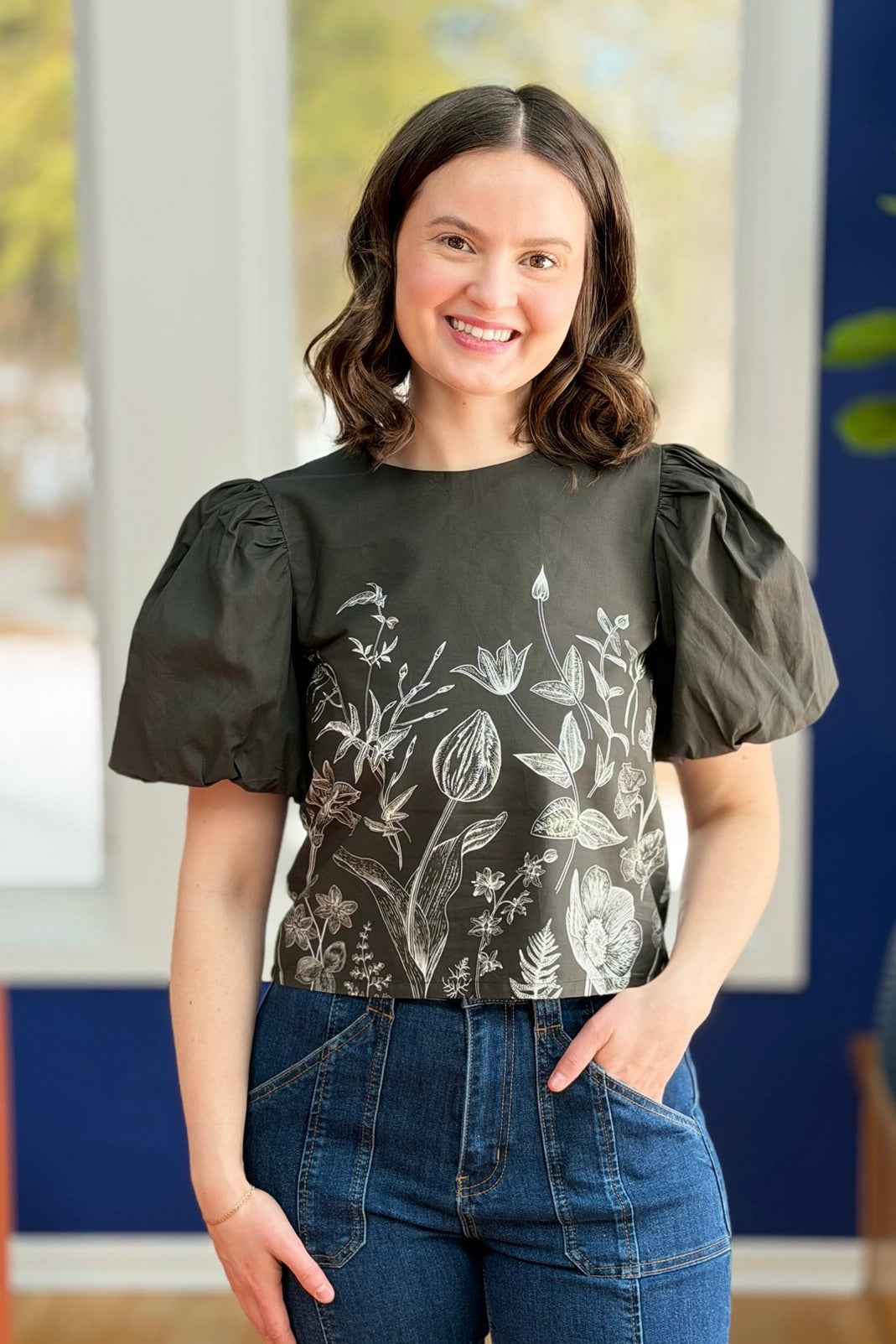 Contrast Botanical Print Puff Sleeve Top