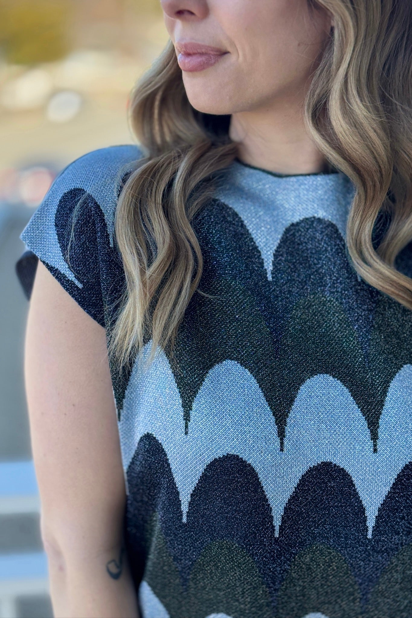 Bold Scallop Wave Mock Neck Top