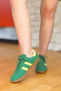 Huckle Sneaker With Stripes - Green