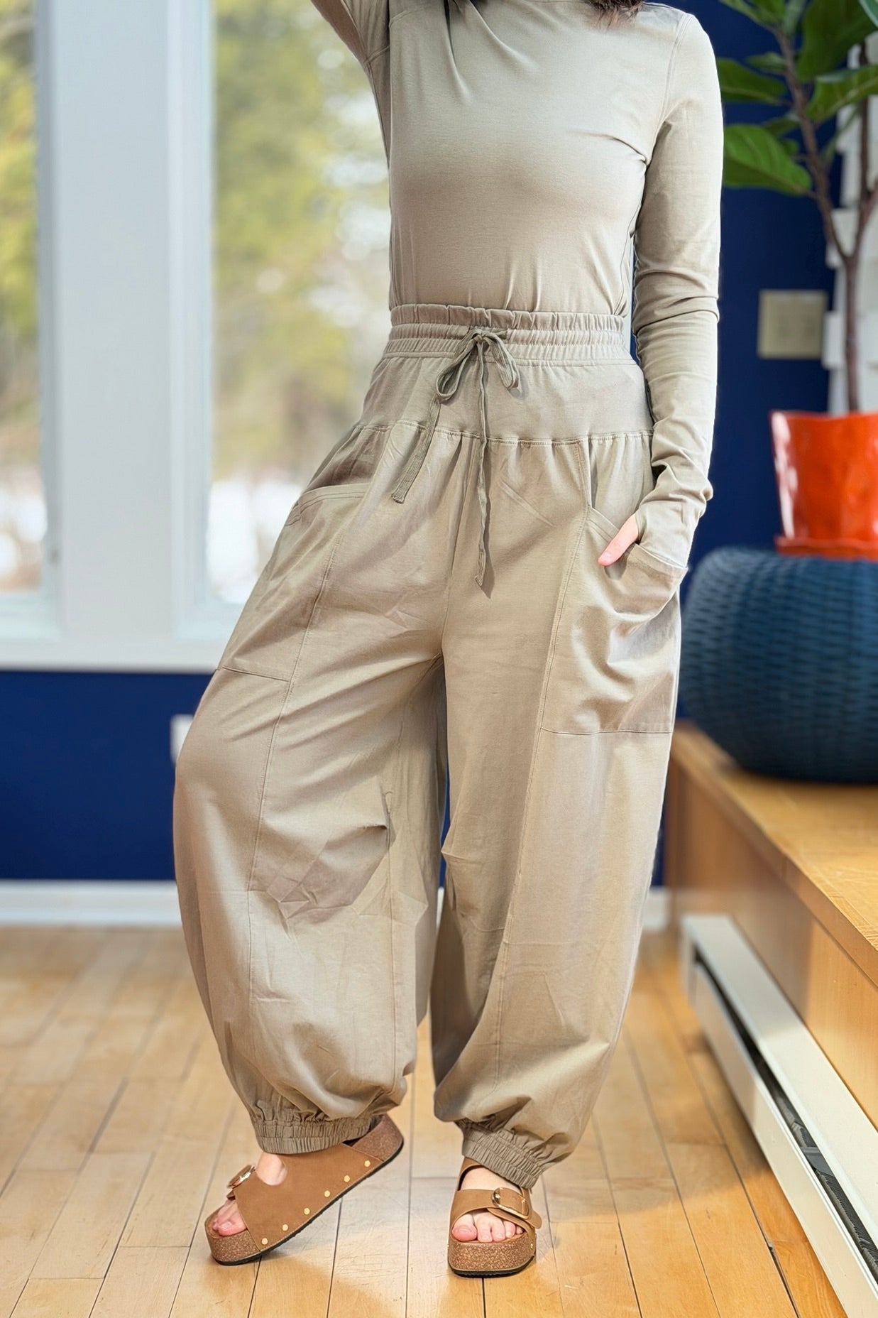 Relaxed Harem Pants - Warm Grey