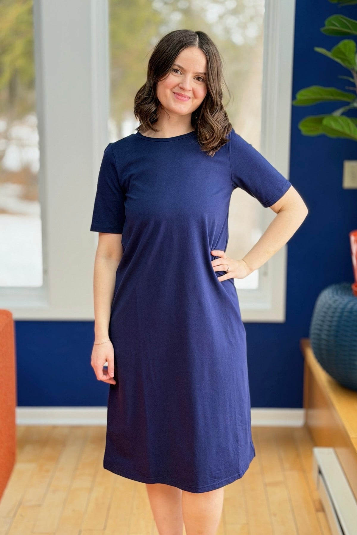 Short-Sleeve Round Neck Midi Dress