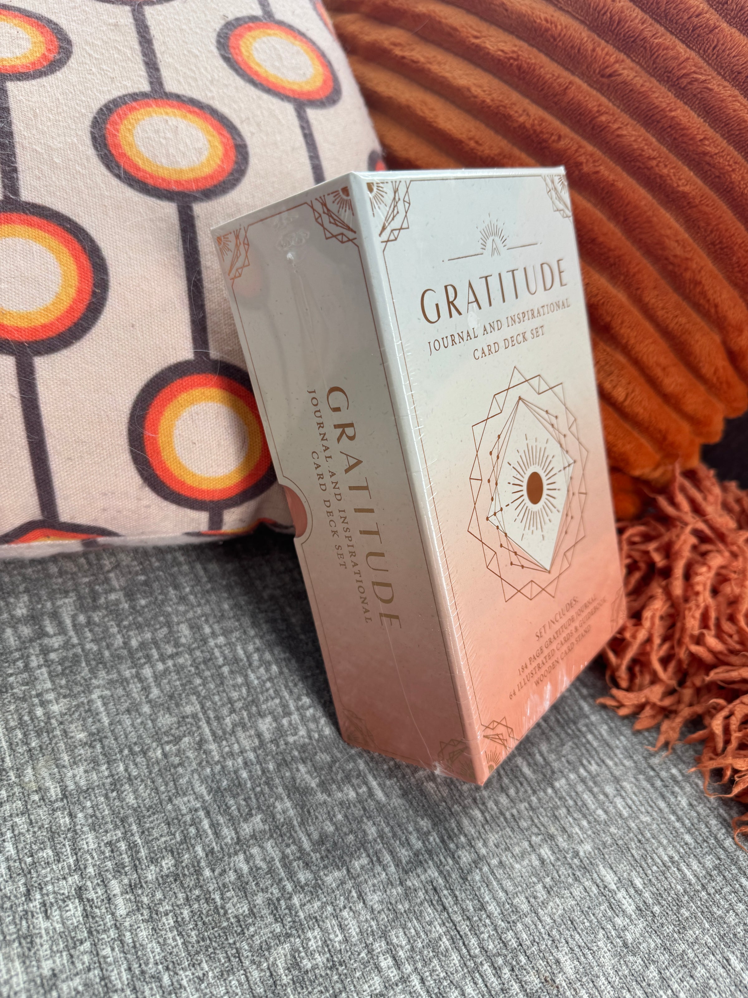 Gratitude: Journal and Inspiration Card Deck Set