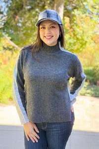 Crewneck Colorblock Sweater - Grey