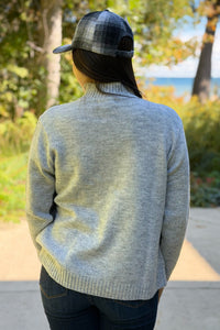 Crewneck Colorblock Sweater - Grey