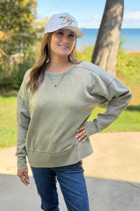 Golden Hour Vintage Sweatshirt - Olive