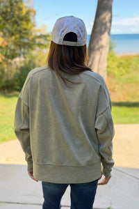 Golden Hour Vintage Sweatshirt - Olive