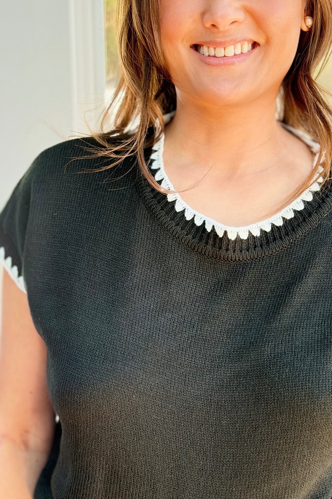 Crochet Contrast Knit Sweater Top - Black
