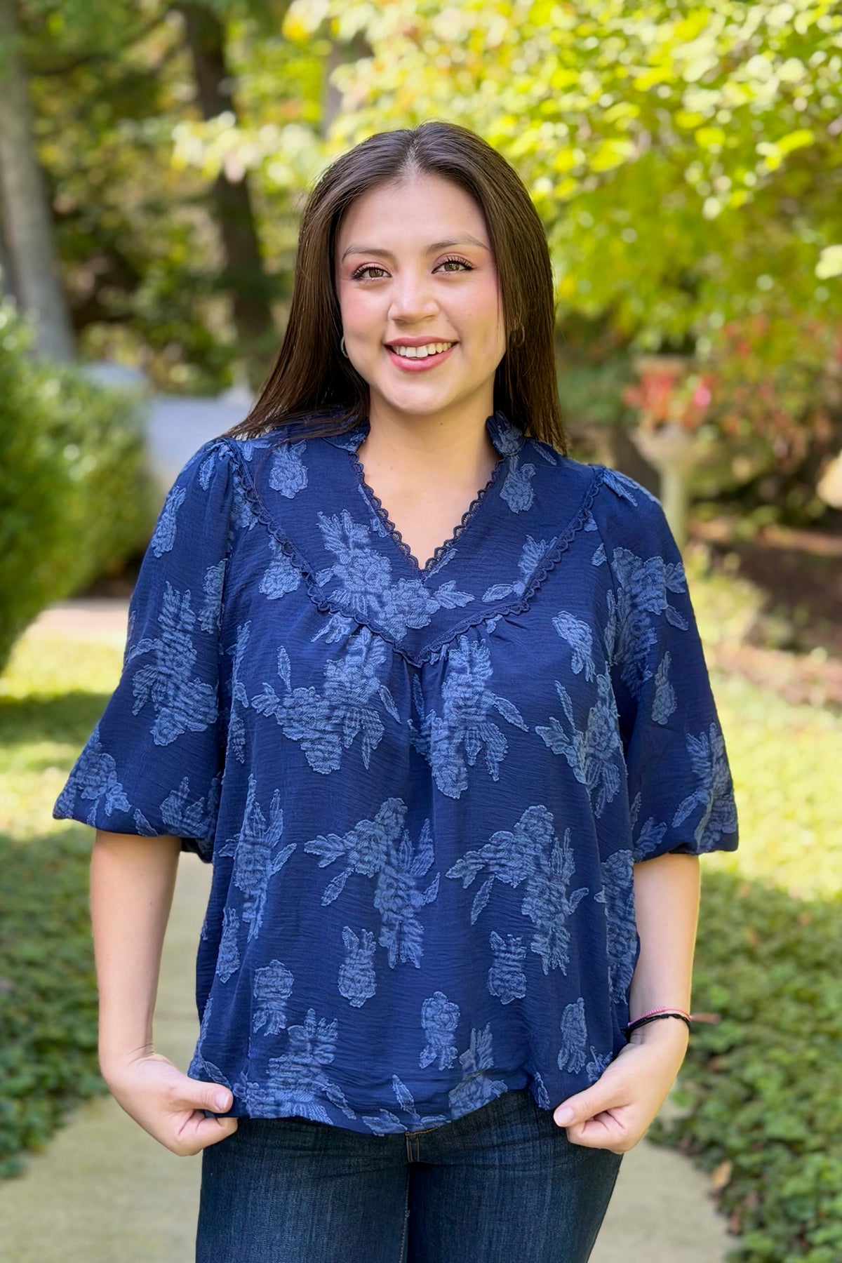 Floral Textured Scalloped V-Neck Top - Navy