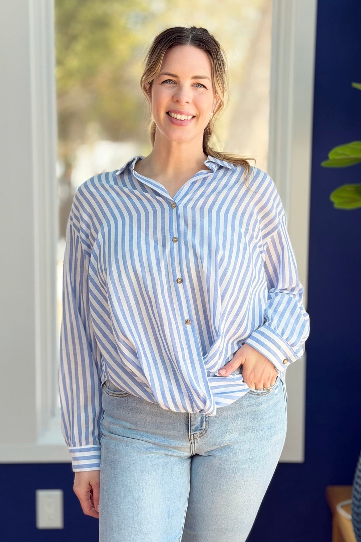 Striped Knotted Front Shirt - Blue
