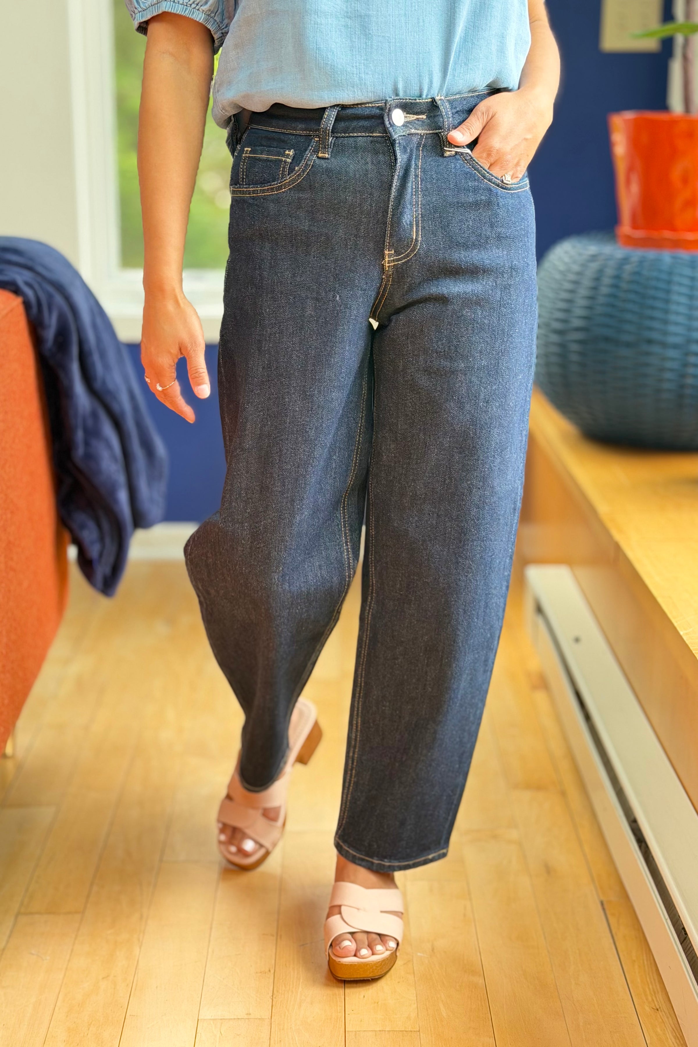High Rise Dark Wash Slim Barrel Jeans LV34