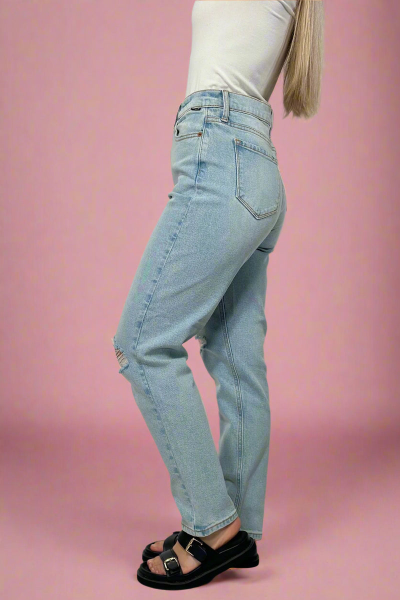 High Rise Mom Jean - Light Wash