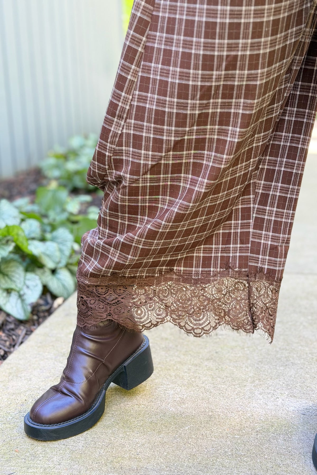 Flowy Plaid Wide Balloon Leg Pants