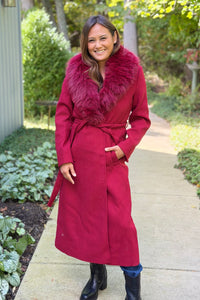 Monarch Faux Fur-Collar Coat - Dark Red