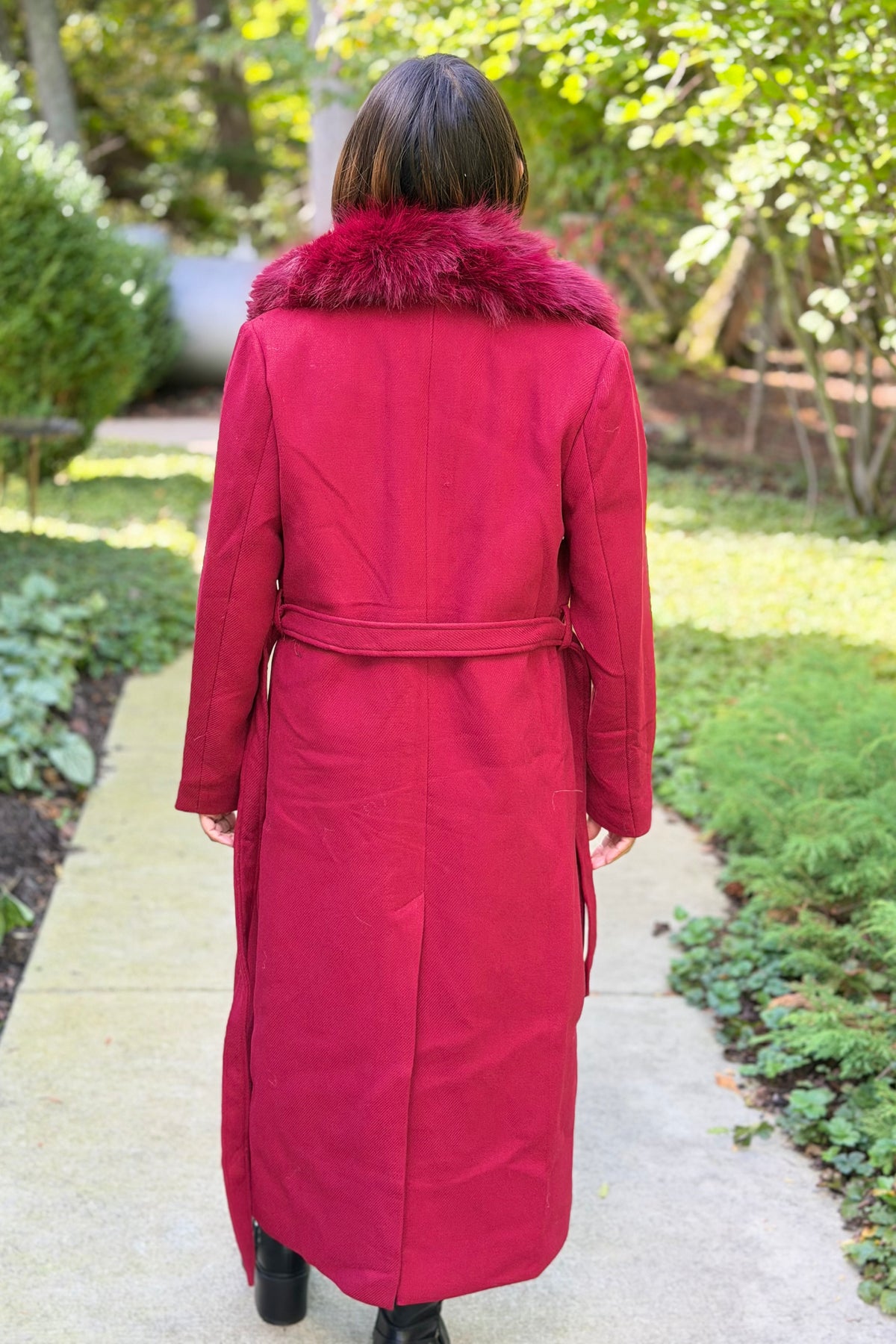 Monarch Faux Fur-Collar Coat - Dark Red