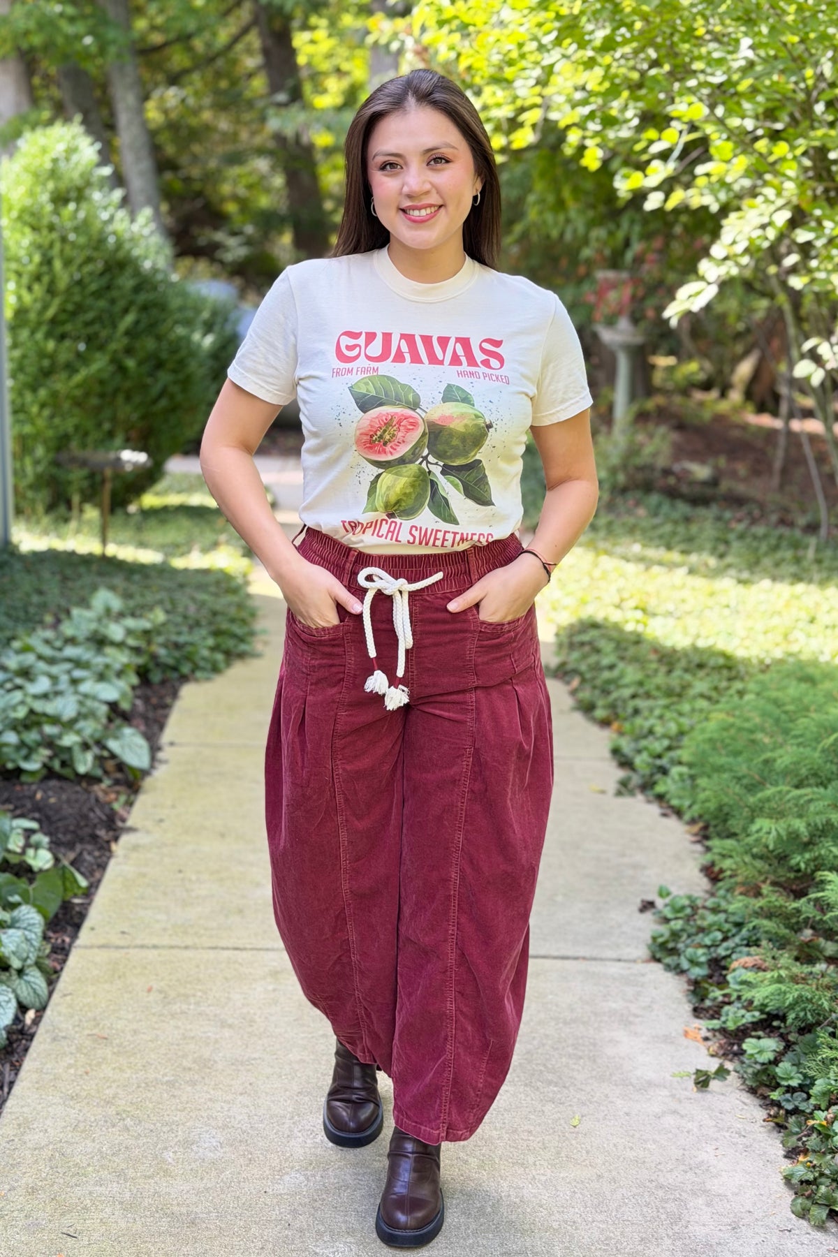 Washed Corduroy Pleated Barrel Pants - Burgundy