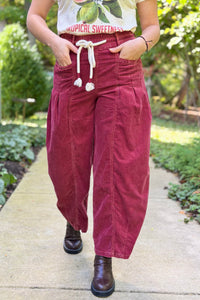 Washed Corduroy Pleated Barrel Pants - Burgundy