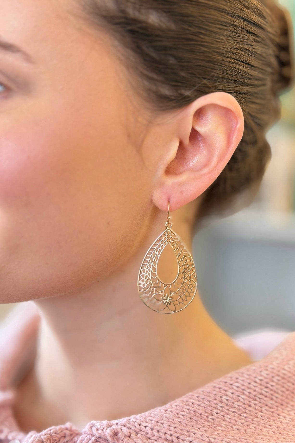 Flower Teardrop Dangle Earrings - Gold