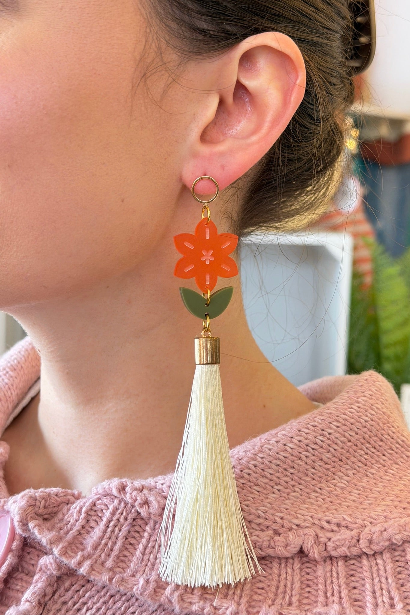 Botanical-Inspired Lightweight Acrylic Earring - Daffodil