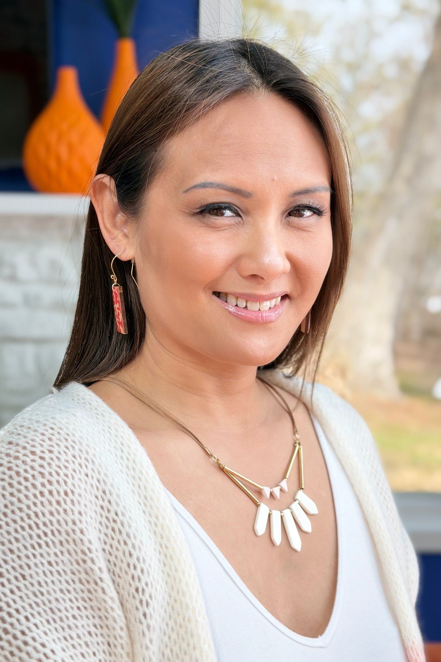 Ishaana Necklace White