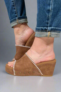 Vivian Wedge Slip On Sandal - Tan