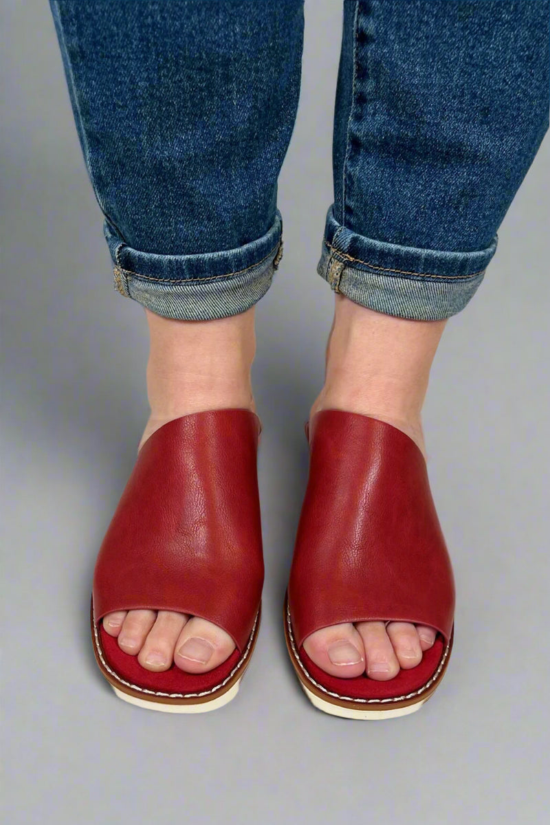 Wedge Slip On Diagonal - Red