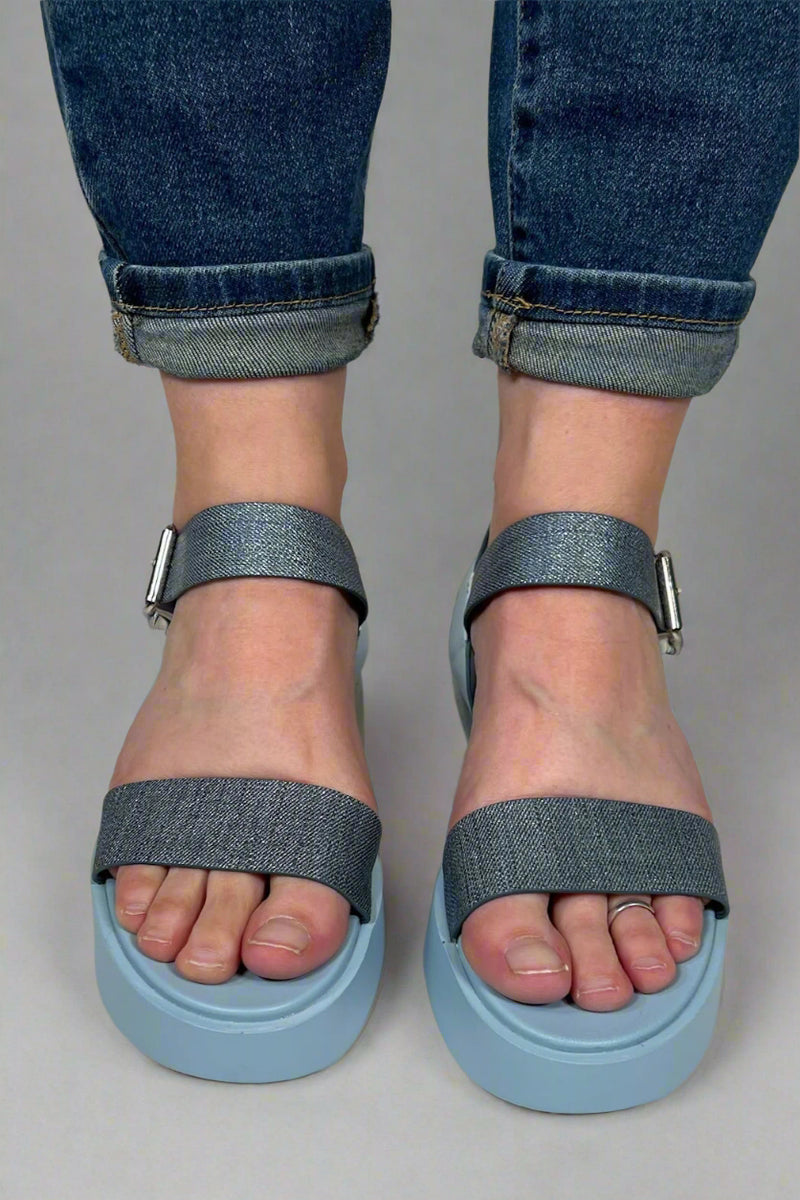 Wonder Wedge Sandal - Blue