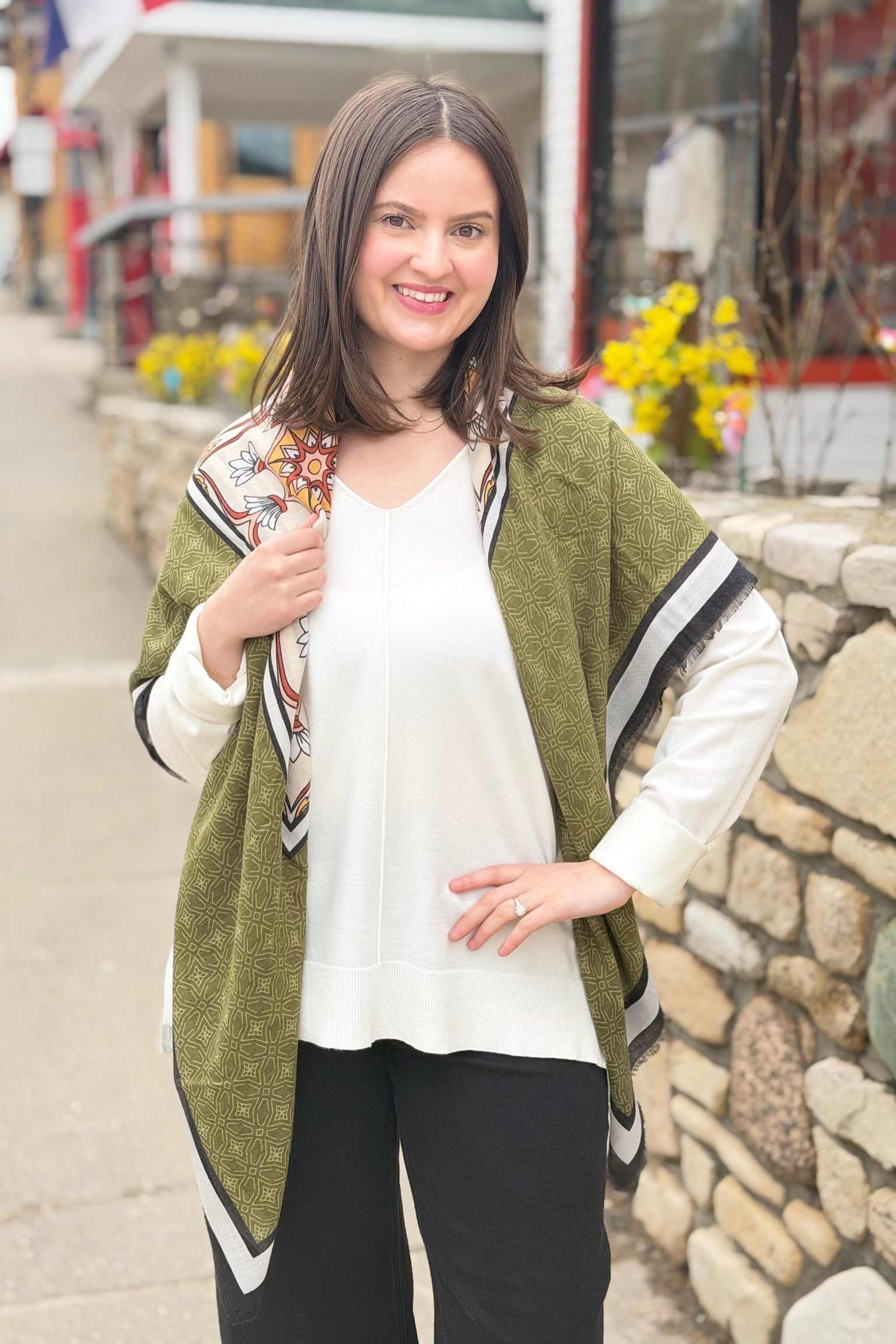 Geometric Lightweight Scarf - Green