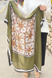 Geometric Lightweight Scarf - Green