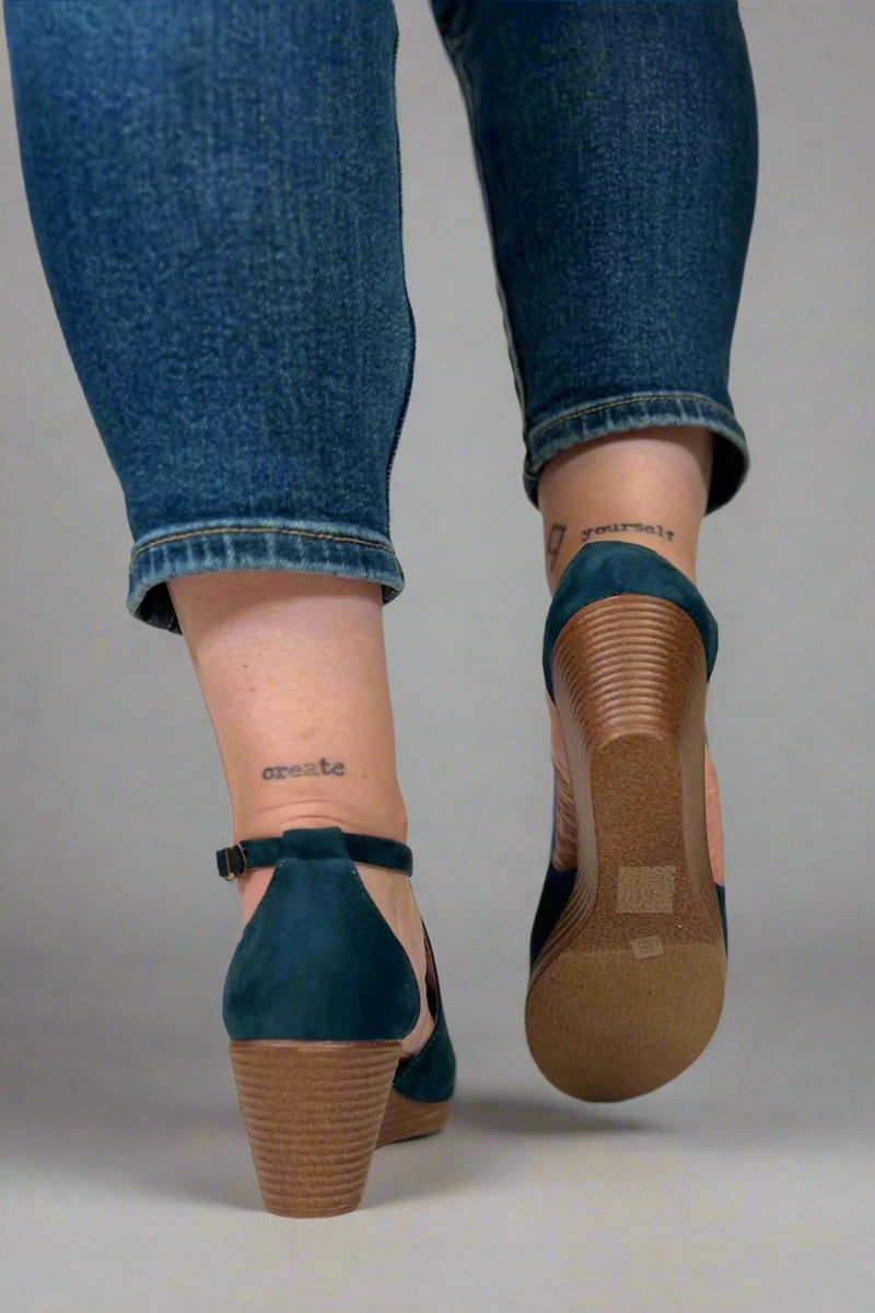 Kedzie Wedge Heel Sandals - Teal Blue