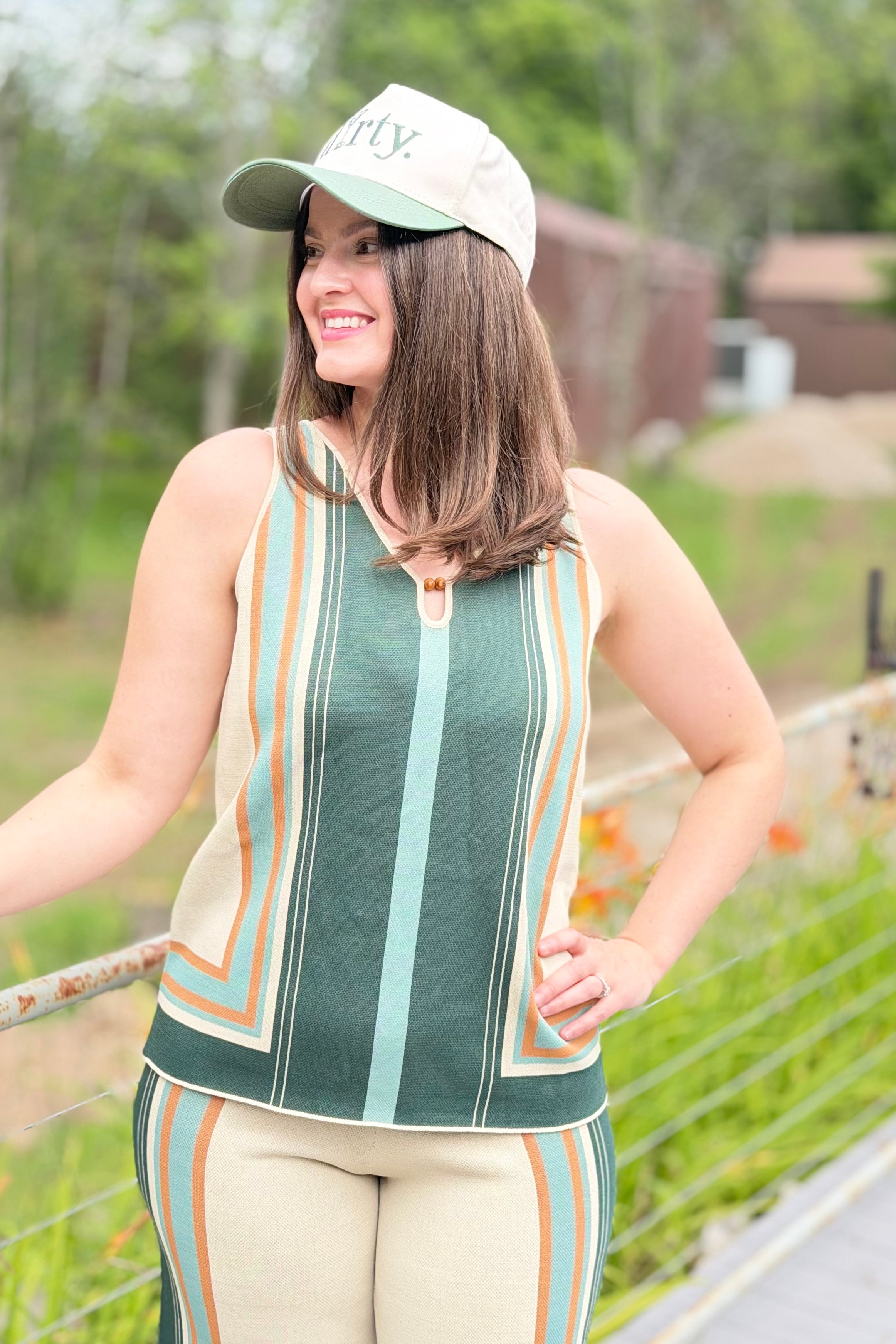 Knit Border Stripe Sleeveless Top