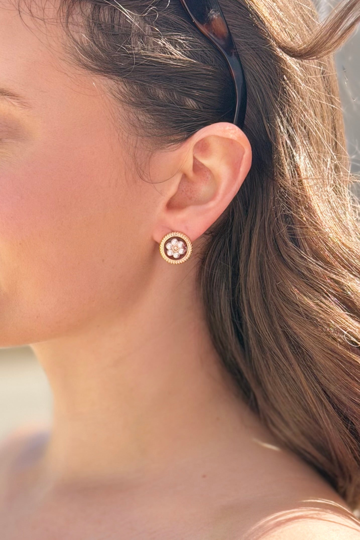 Chic Vintage Floral Drop Earrings