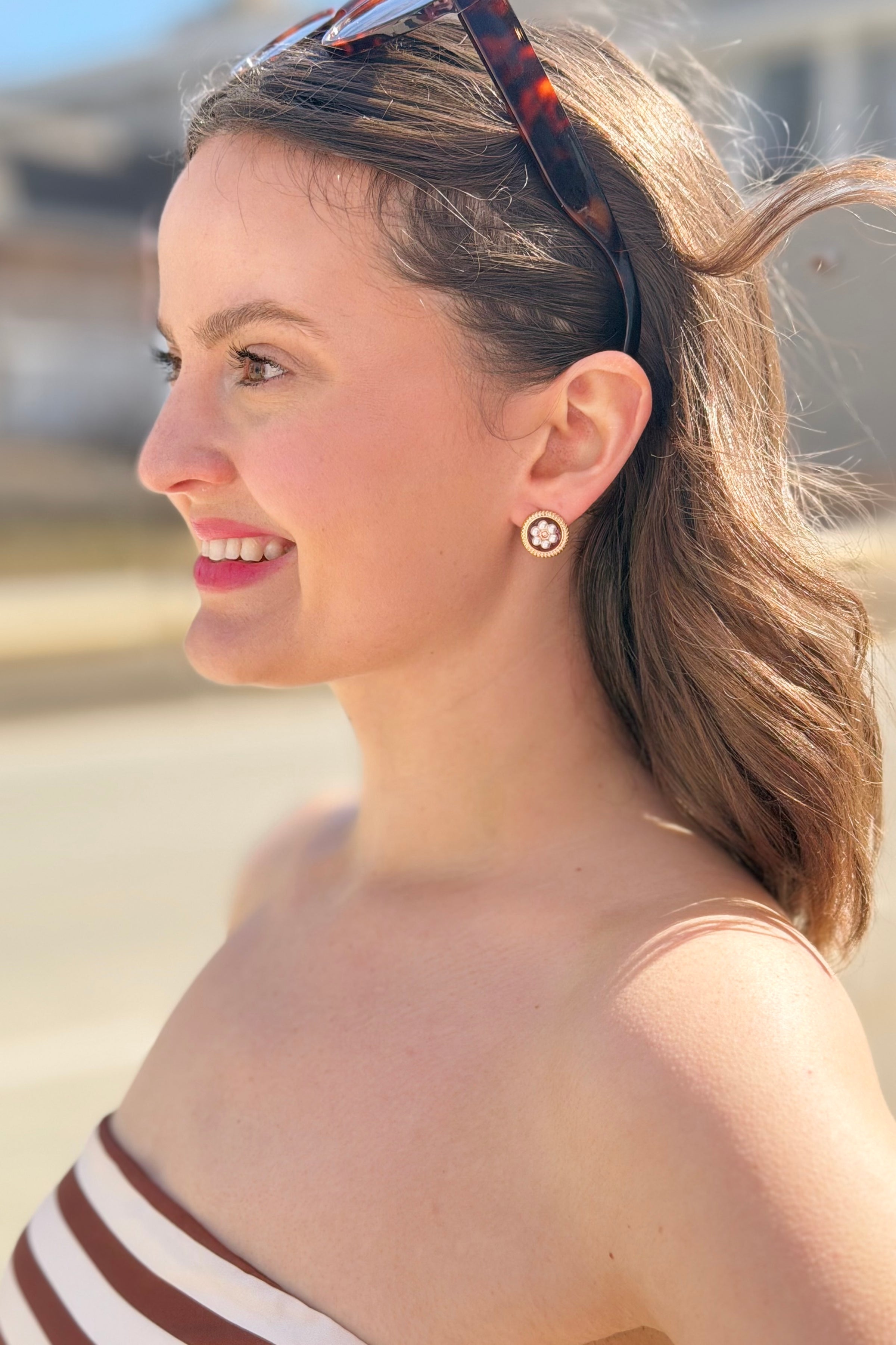 Chic Vintage Floral Drop Earrings