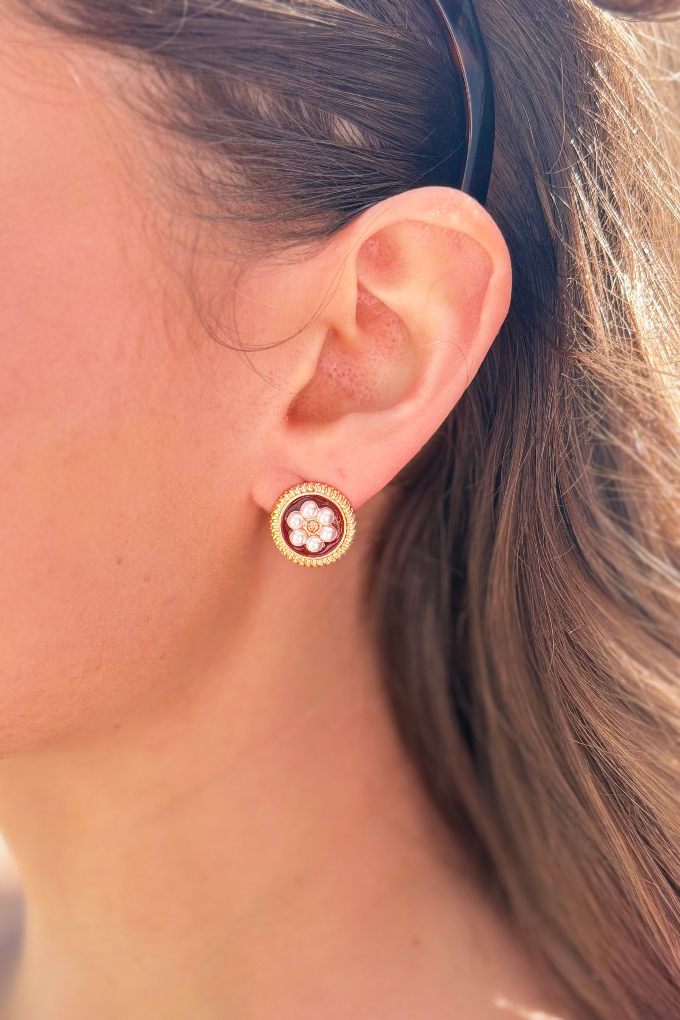 Chic Vintage Floral Drop Earrings