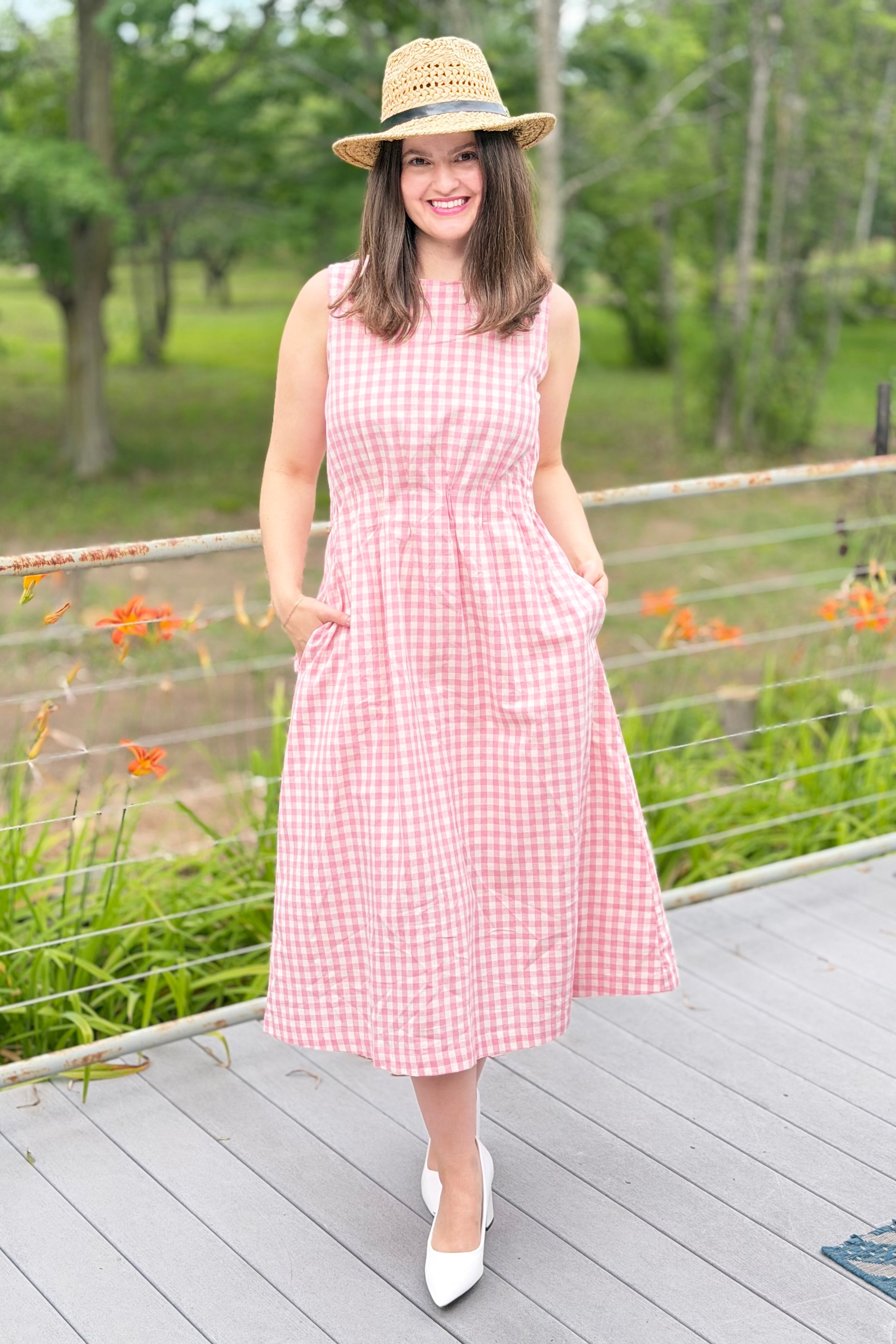 Gingham Sleeveless Midi Dress - Pink