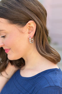 Geometric Chain Drop Earrings with Chic Design
