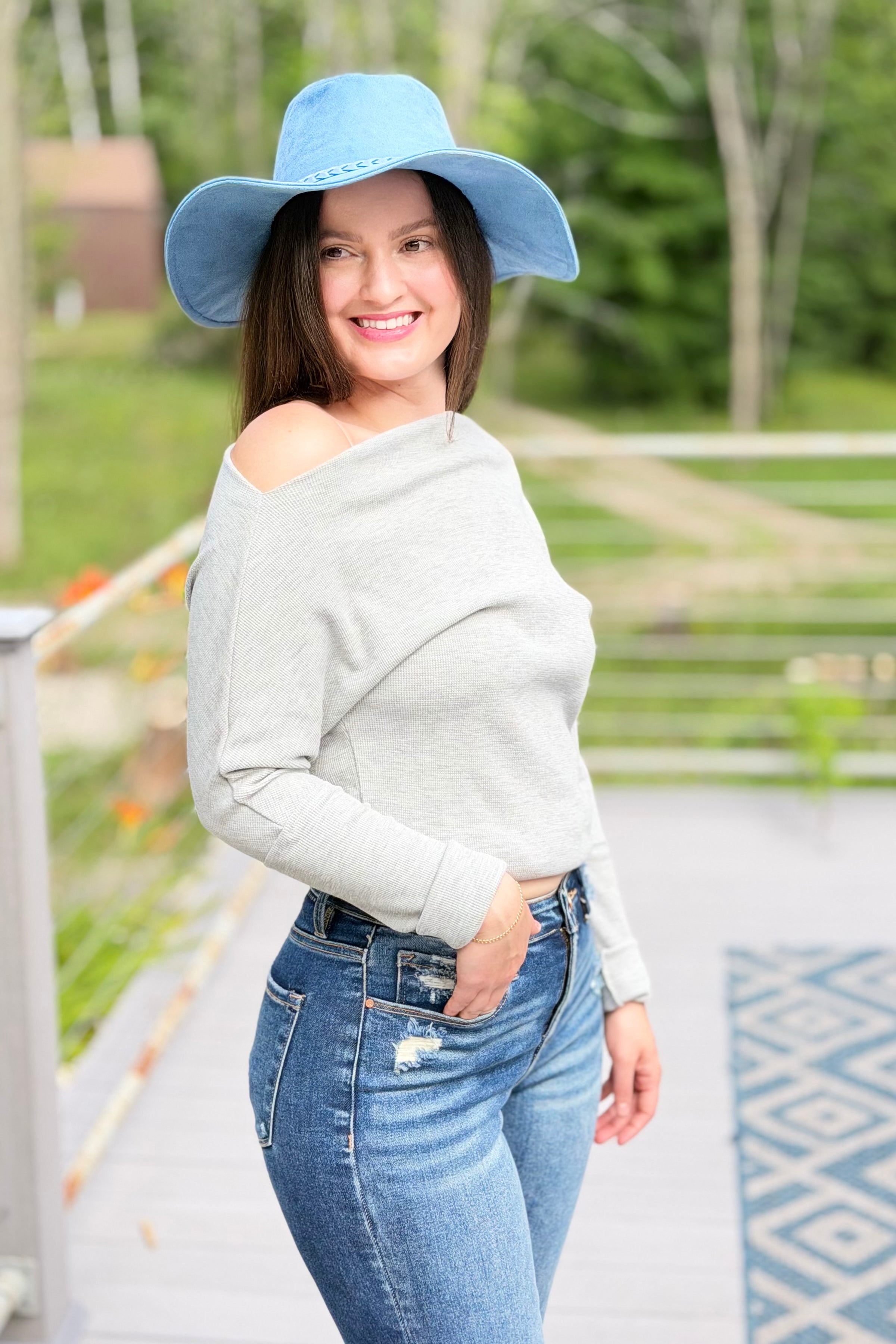 Lula Off Shoulder Top - Grey
