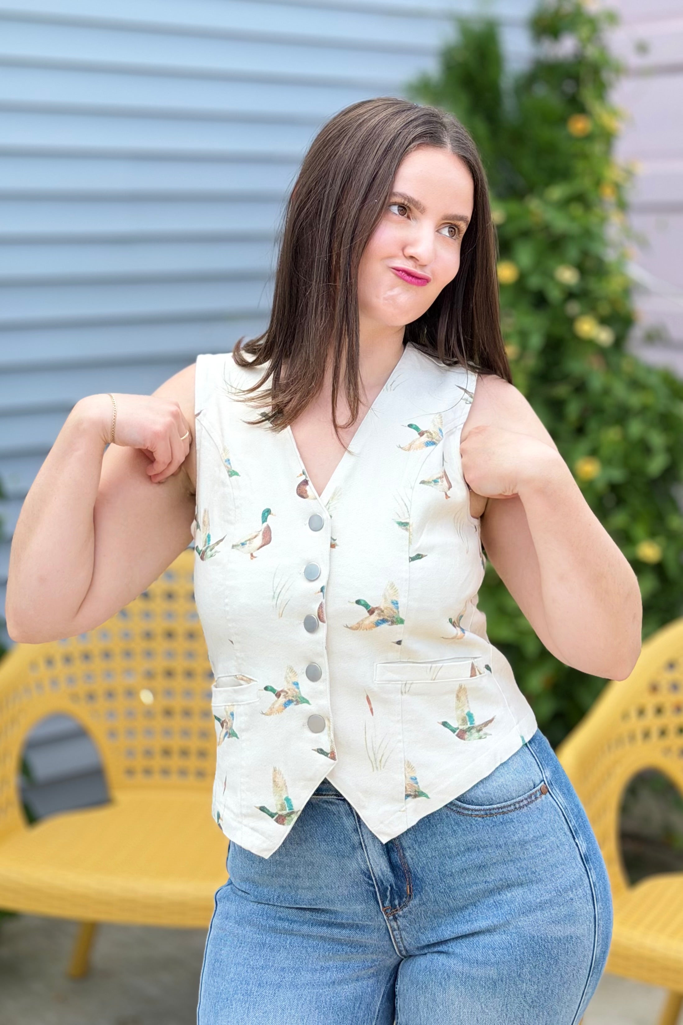 Mallard Cotton Button Down Vest - Ivory