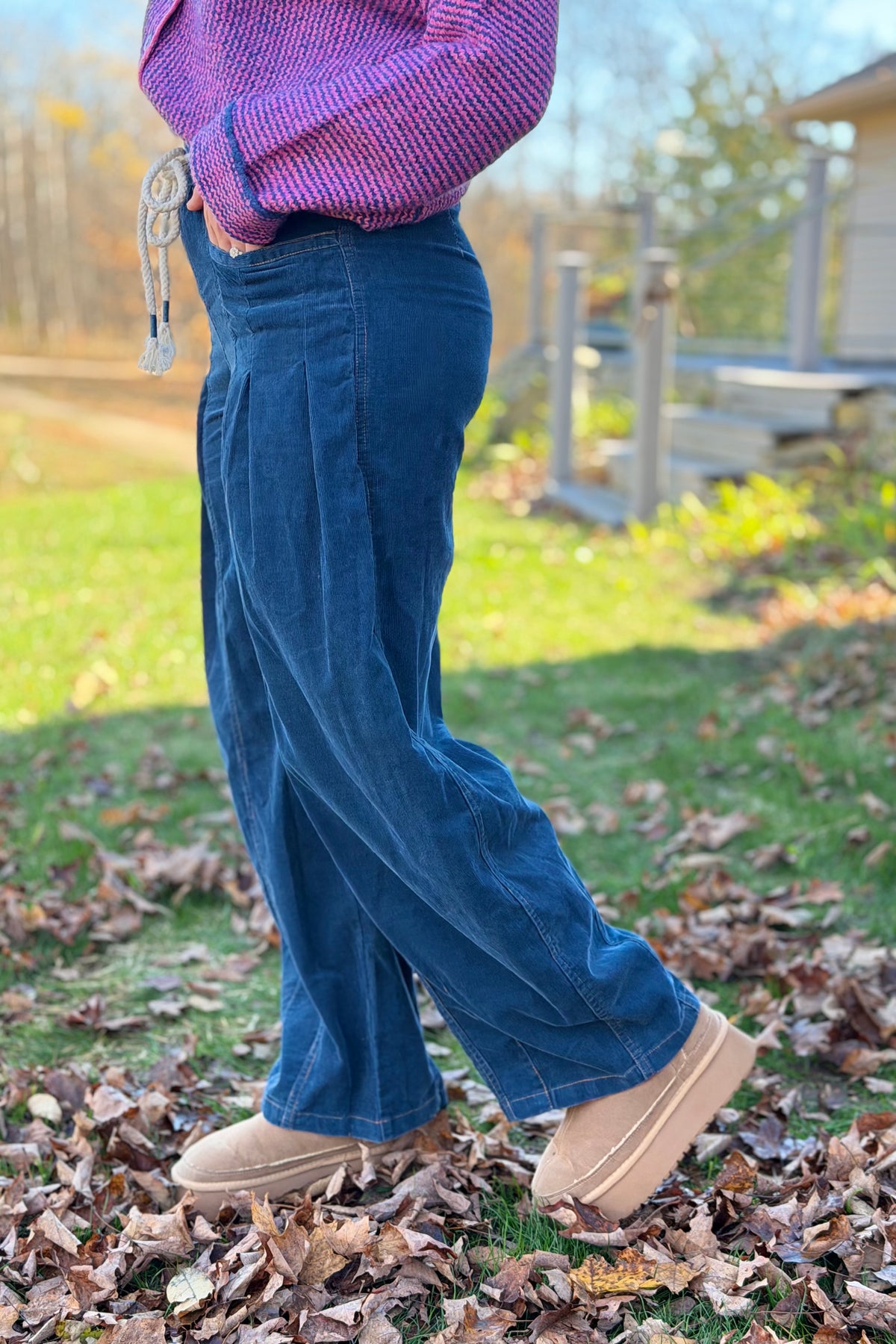 Washed Corduroy Pleated Barrel Pants - Teal