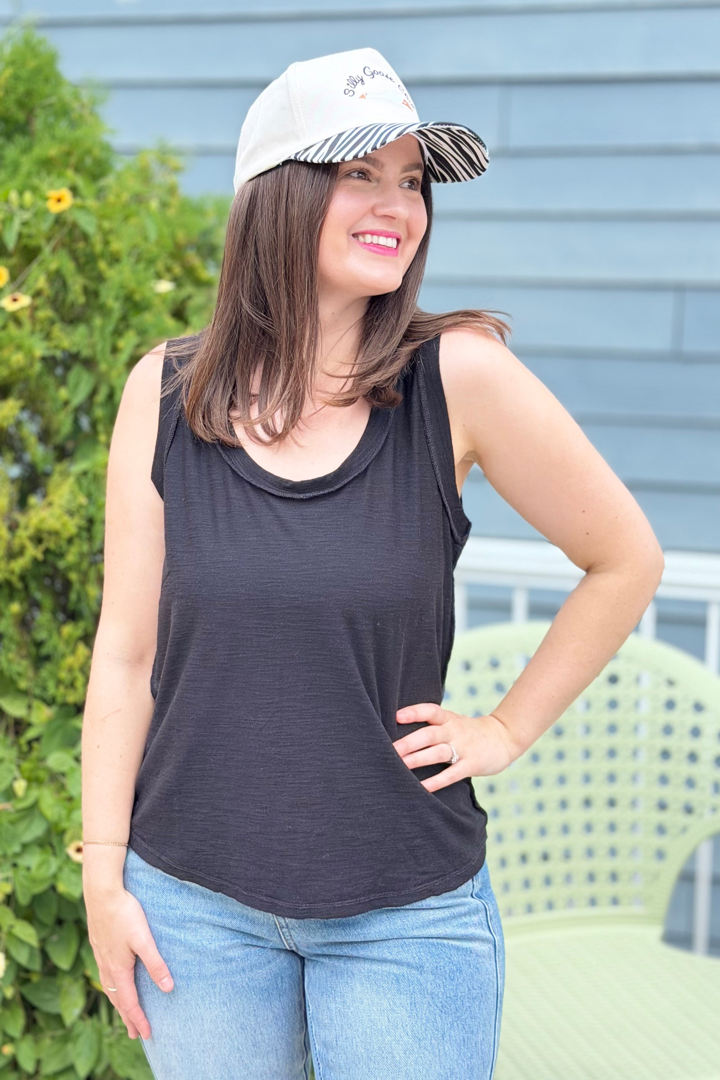 Raw Edge Detail Tank Top - Black