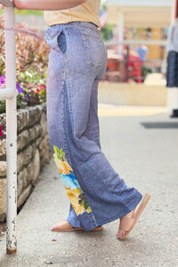 Flower Printed Wide Leg Pants