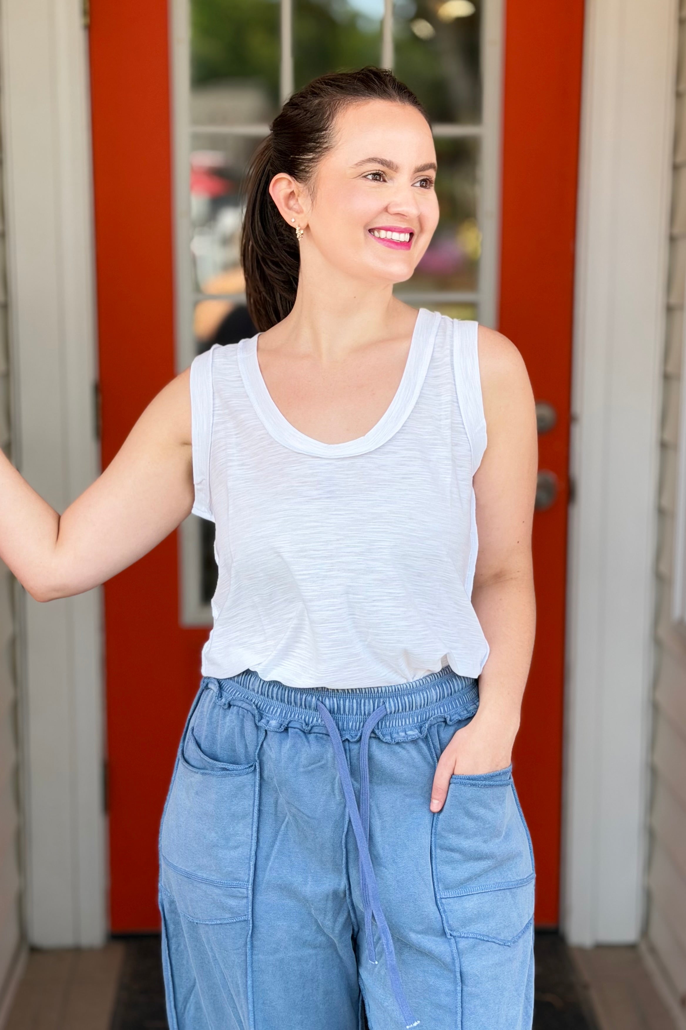 Raw Edge Detail Tank Top - White