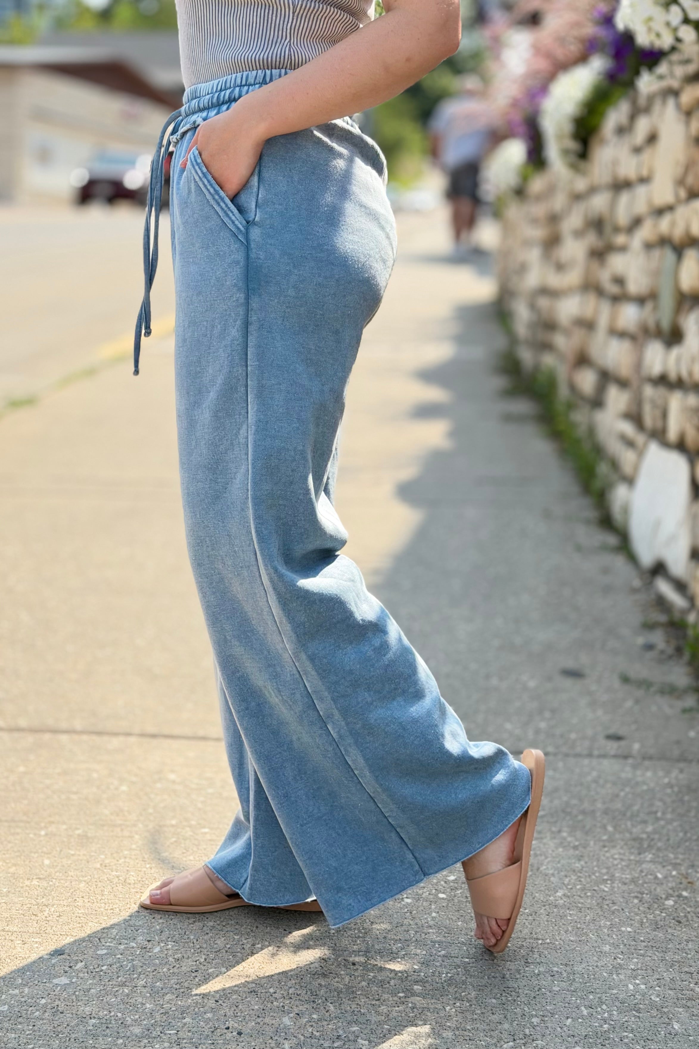 Acid Wash Palazzo Sweatpants - Blue