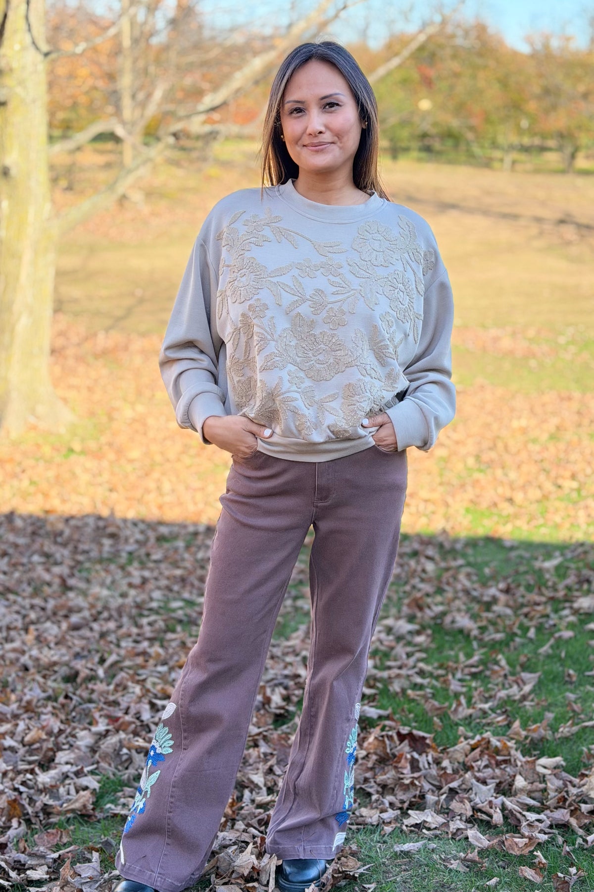 Embroidered Flare Pants - Ash