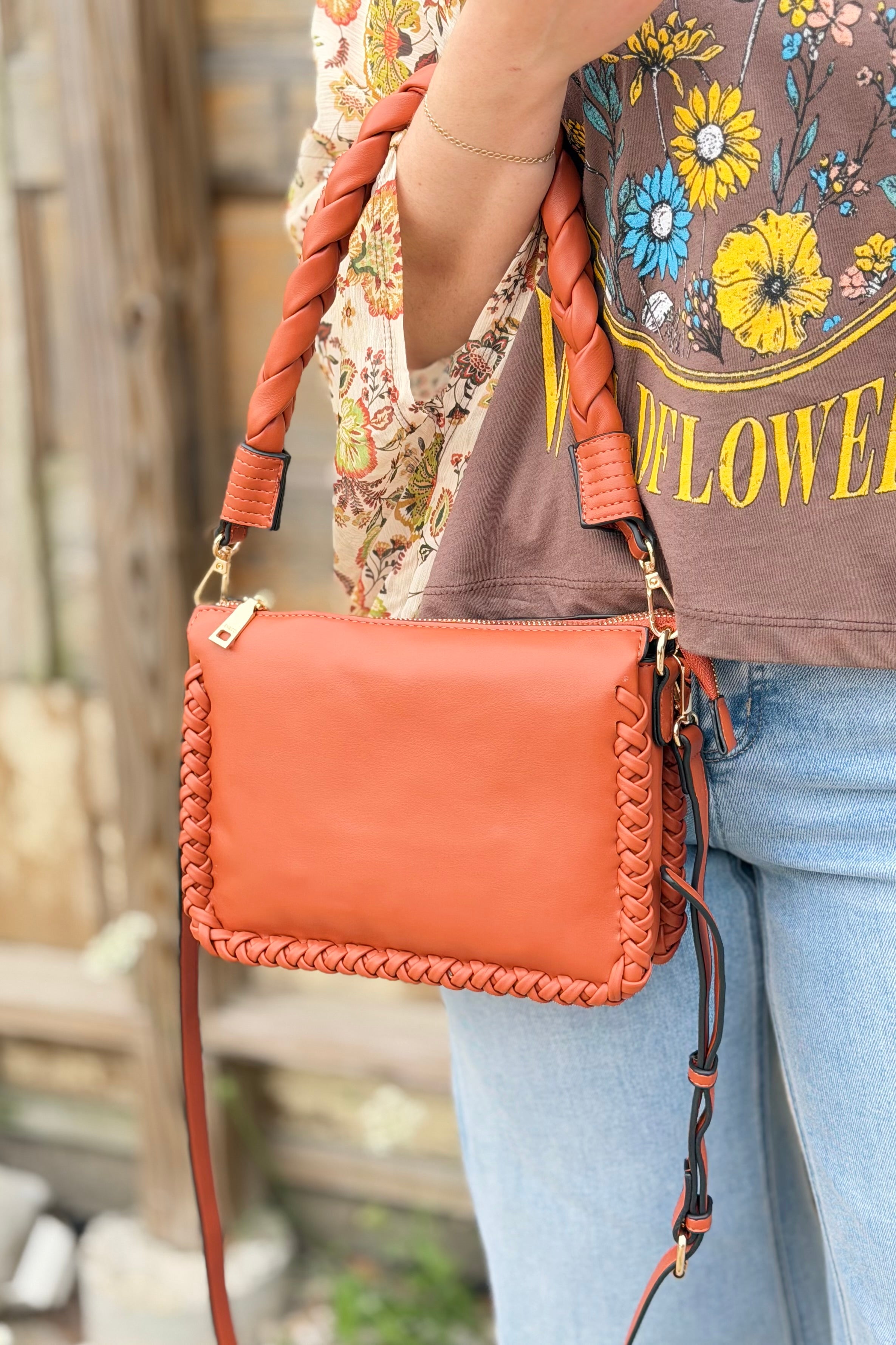 Judith Whipstitch Trim Shoulder Bag - Pumpkin