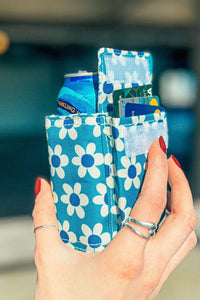 Wallet + Can Cooler - Blue Daisy