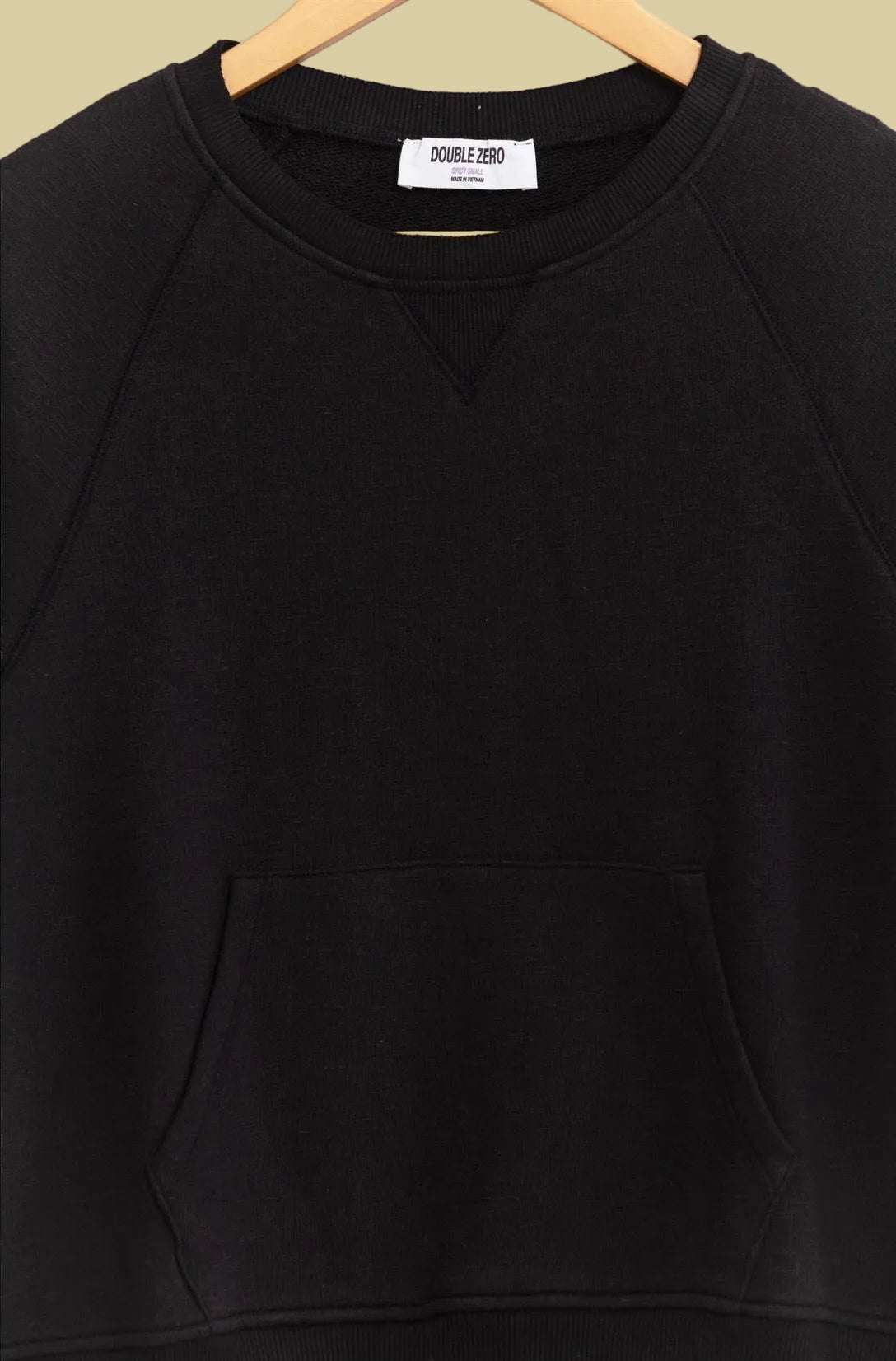 Raglan Sleeve Pocket Sweatshirt - Black