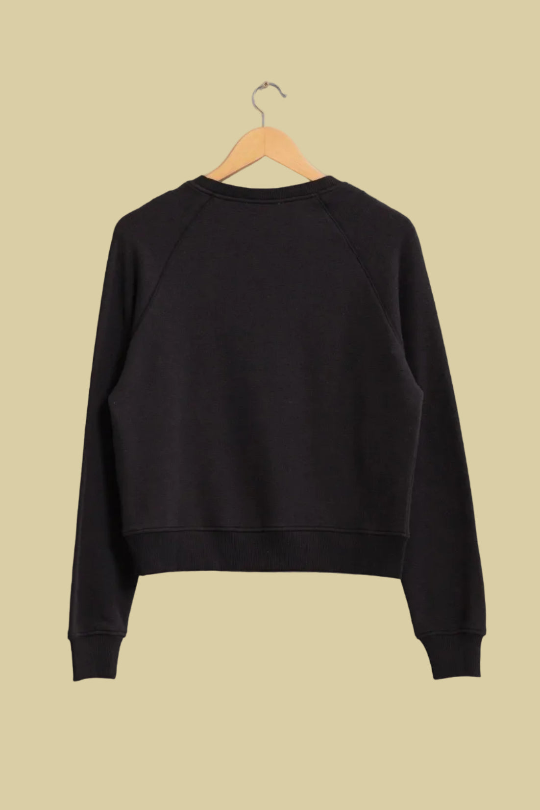 Raglan Sleeve Pocket Sweatshirt - Black